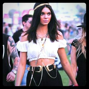 Jen's Pirate Booty La Vie Crop Top