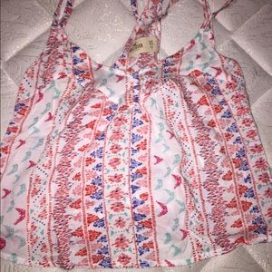 cute hollister beachy tank top:)