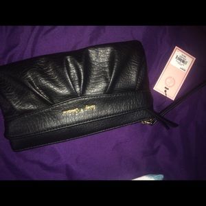JUICY COUTURE BLACK WRISTLET