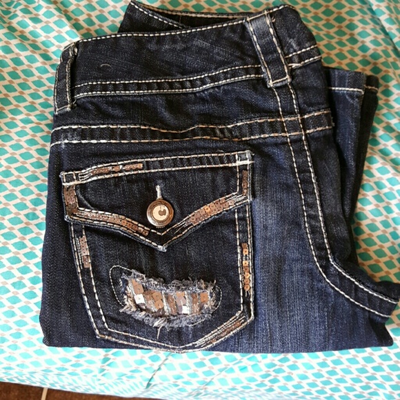 Maurices jeans