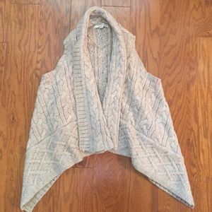 Loft cable knit waterfall vest