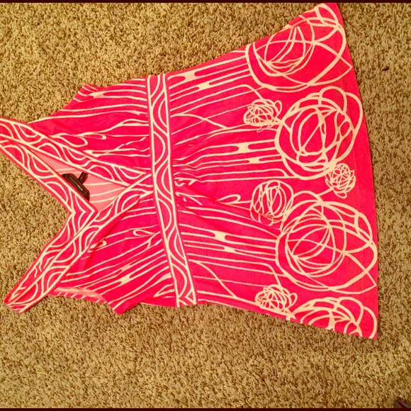 BCBG stretch top PINK