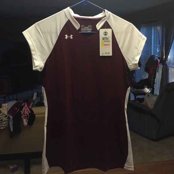 NWT Under Armour heat gear