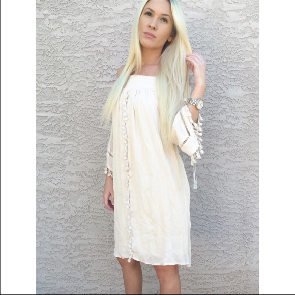 Cream bohemian Dress - Picture 2 of 3
