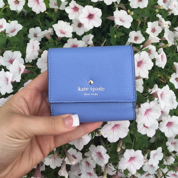 kate spade tavy wallet