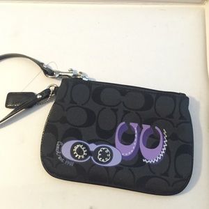 Coach Poppy wristlet