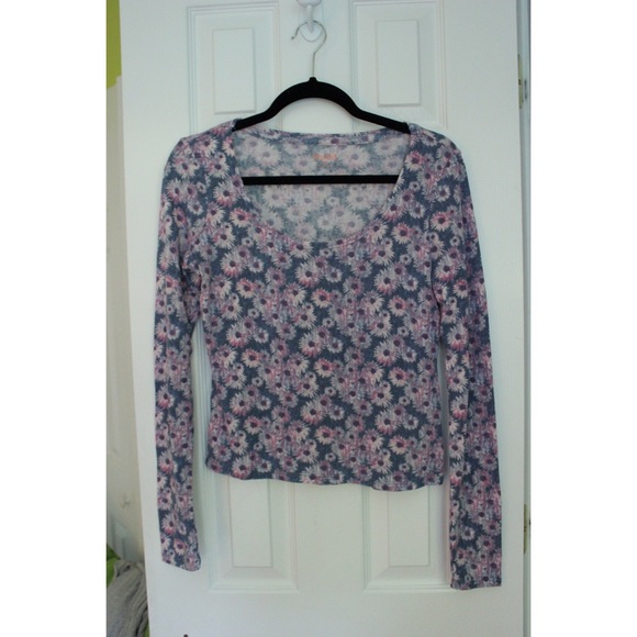 Mudd long sleeve flower shirt