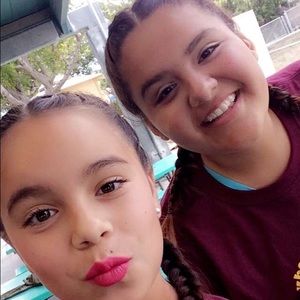 Meet your Posher, Bella