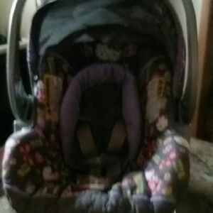Hello kitty infant seat