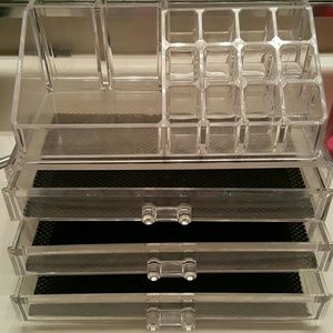 Make up organizer / stands