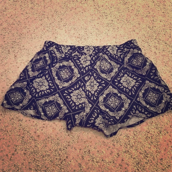 patterned shorts