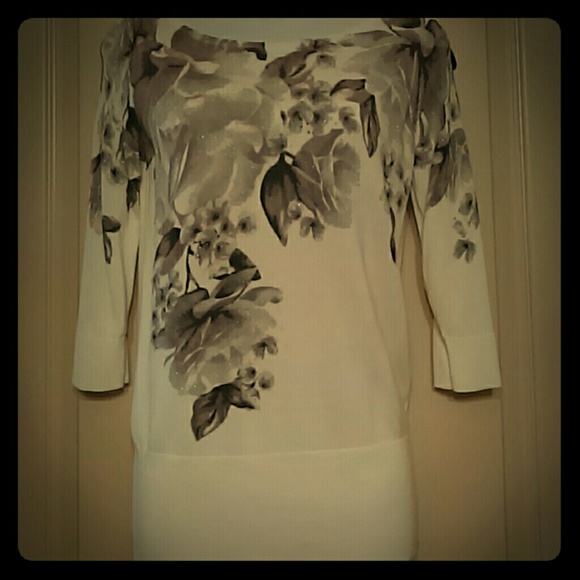 White House Black Market 3/4 Sweater