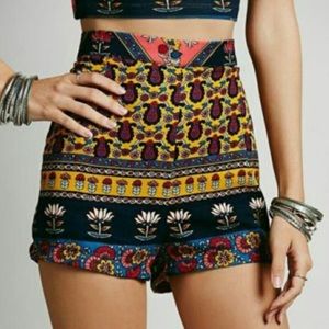 Novella royale shorts