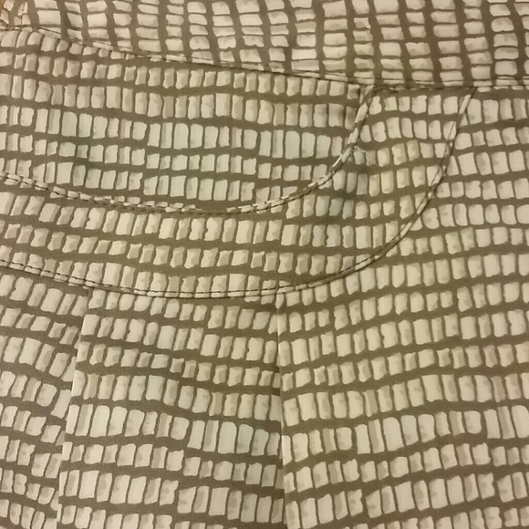 Apostrophe stretch shorts - Picture 2 of 2