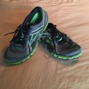 Brooks pure cadence shoes