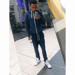 Meet your Posher, Isaiah