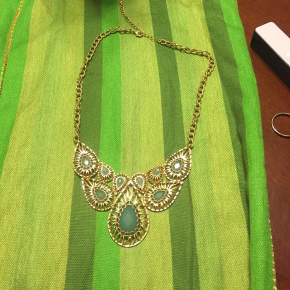 Forever 21 Necklace