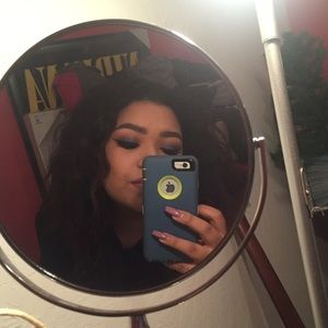 Meet your Posher, Amber