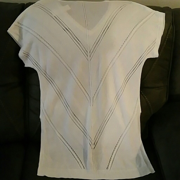 Sweater - Picture 4 of 4