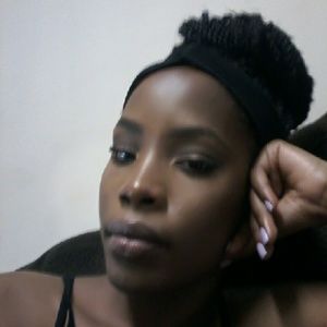 Meet your Posher, Lori-ann