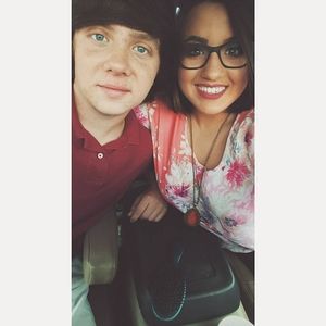 Meet your Posher, Chloe