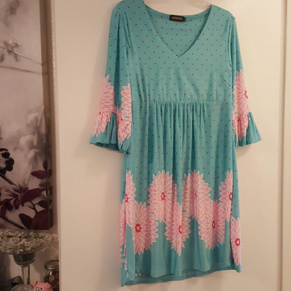 Flowy dress