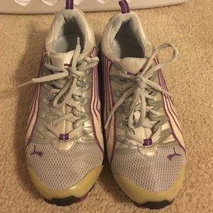 PUMA women's tennis shoes, size 8 1/2.