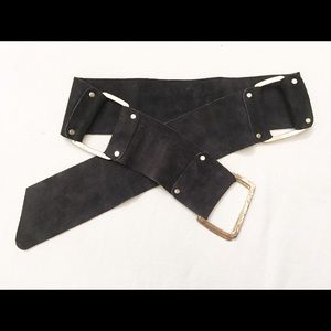 B-Low the Belt Leather 💯 Belt