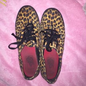 Cheetah print low pro vans