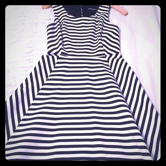 Express party dress