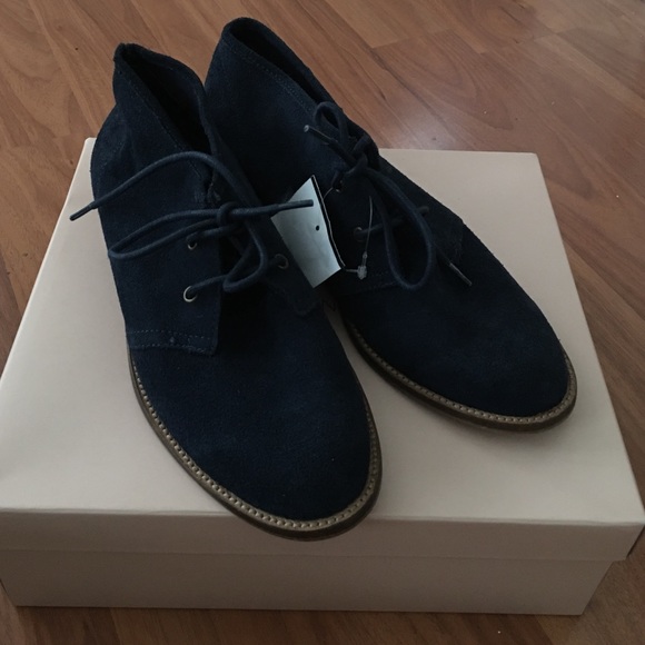 Suede navy blue Oxford shoe