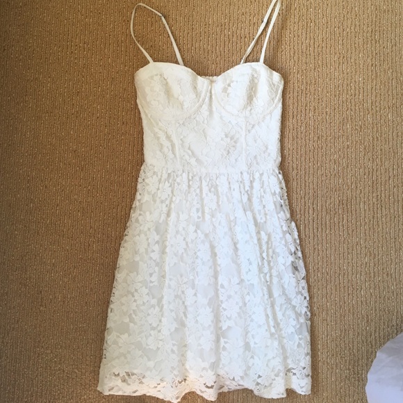 Abercrombie lace dress