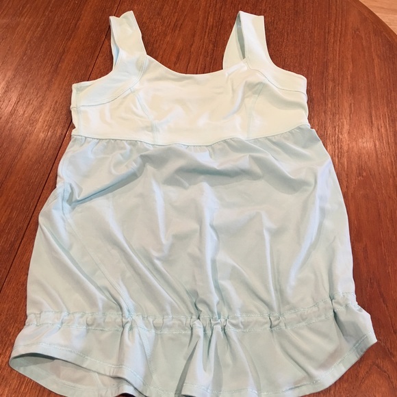 Lululemon Run Chase Me Tank size 6 minty - Picture 2 of 4