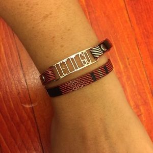 NWOT Origami Owl Wrap Bracelet w/"Let It Go" Frame
