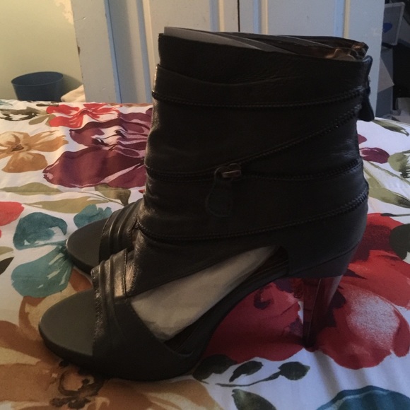 Brand new shoes
