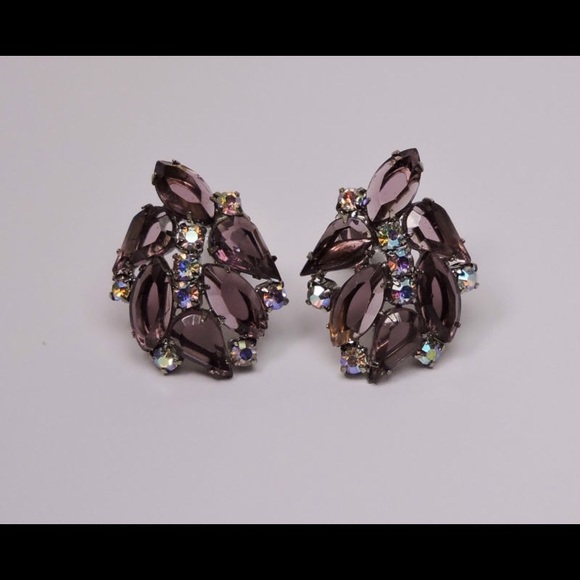 High end purple rhinestone/Aurora Borealis clip