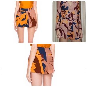 C/MEO COLLECTIVE for the people floral short