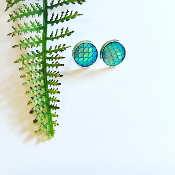 Pineapple.PalmBeach Jewelry - ❗️one left❗️Mermaid Scale Earrings