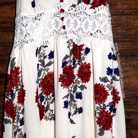 FLORAL MAXI Printed Bohemian Long Inset Lace Gown - Picture 4 of 4