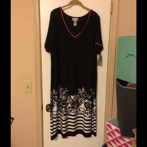Women's plus size dress
