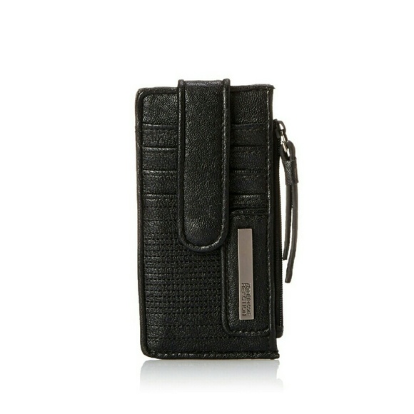 Kenneth Cole Reaction Snap Tab Card Holder