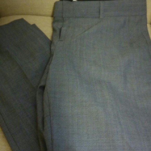 Banana Republic - Picture 2 of 3