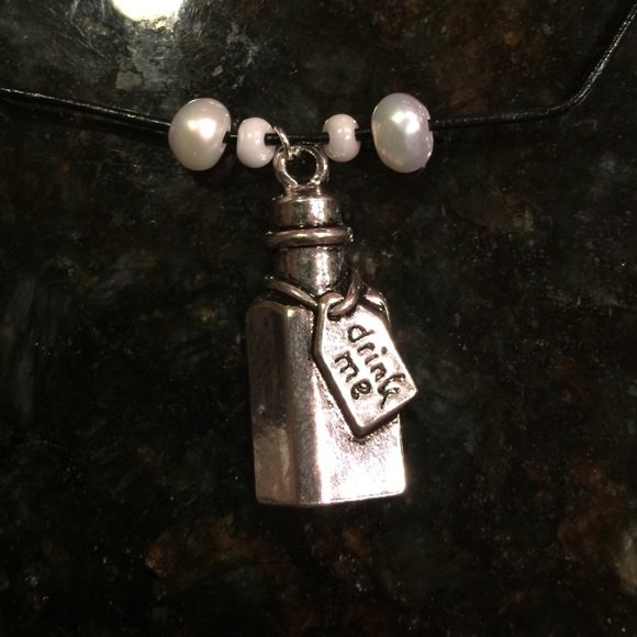 DRINK ME alice in wonderland choker w/pearl