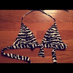 Victoria secret bikini top🏴