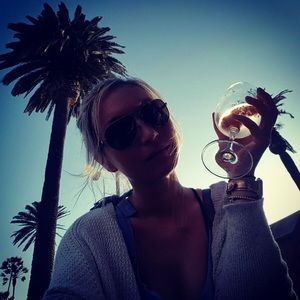 Meet your Posher, Aneta