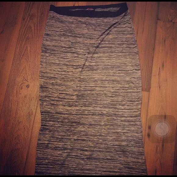 💎GRAY/BLACK SPLIT MAXI SKIRT💎