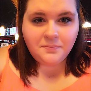 Meet your Posher, Em