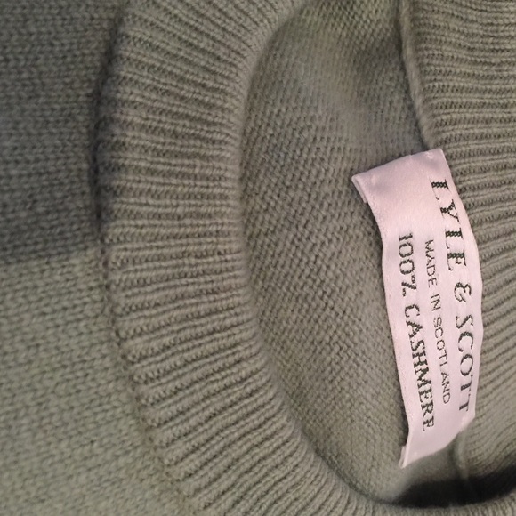 Cashmere pull over - Picture 3 of 3