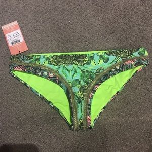 NWT authentic maaji bottoms S