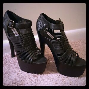 Steve Madden high heels sandals